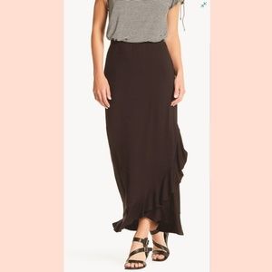 Max studio low high ruffle skirt